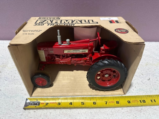 1/16 Farmall 350 toy tractor