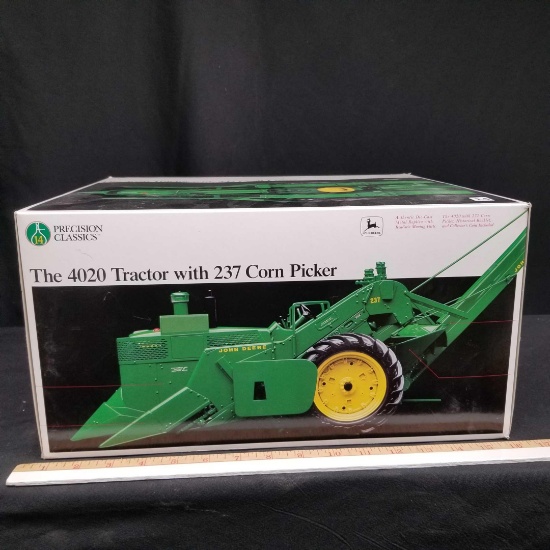 1/16 Scale Ertl Precision Classics JD 4020 Tractor with 237 Corn Picker-NIB