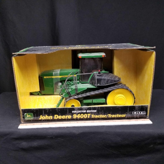 1/16 Scale Ertl Collector Edition JD 9400T Tractor-NiB