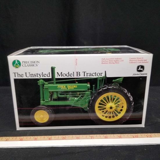 1/16 Scale Ertl Precision Classics JD Unstyled Model B Tractor-NIB