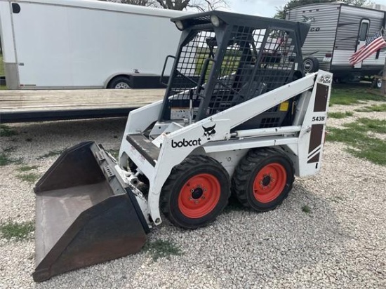Bobcat Melroe 543B SkidSteer w/ROPS cage, Kubota Diesel Engine, 54" Bucket,