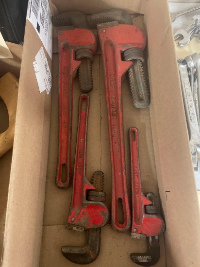 4 Pipe Wrenches
