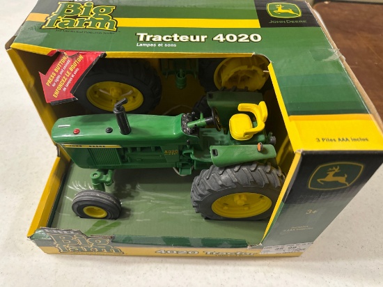 JD 4020 toy tractor