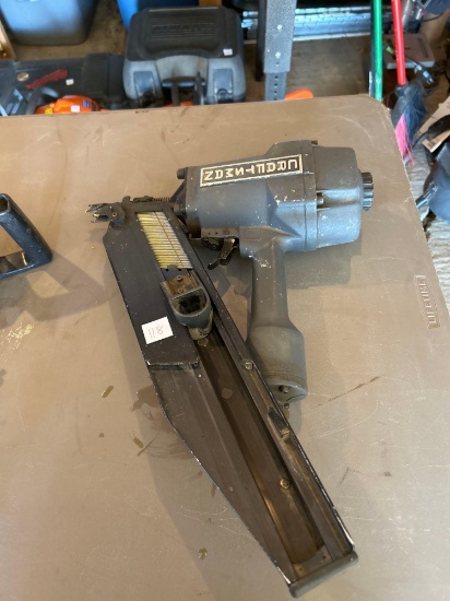 CRAFTSMAN AIR NAILER