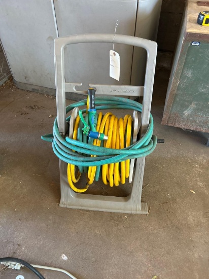 Garden hose reel, 2 garden hoses included