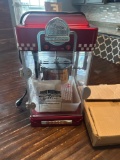 Little Bambino popcorn popper