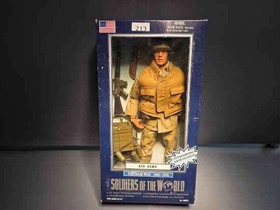 Soldiers of the World Vietnam War R.T.O .-U.S.M.C. Action Figures-NIB
