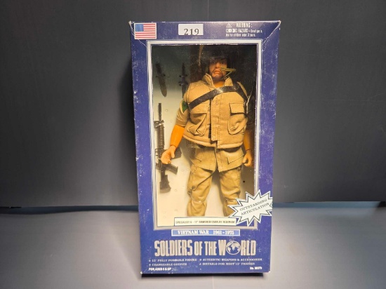 Soldiers of the World Vietnam War Specialist Action Figures NIB