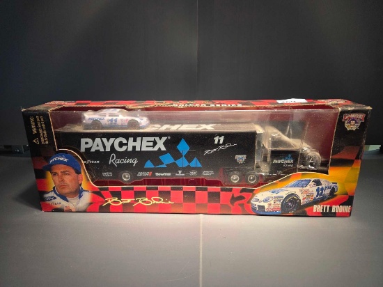 Racing Champions Nascar PayChex transporter Brett Bodine-NIB