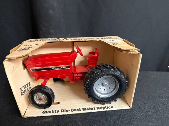 Ertl 1/16th Scale International Row Crop Tractor in box