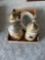 Beer steins (1 music box).