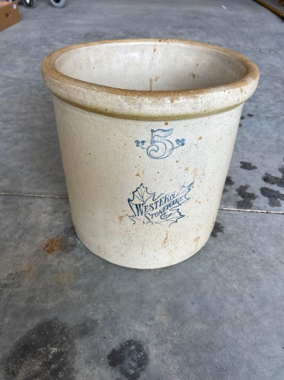 Western Stoneware 5 gallon crock.