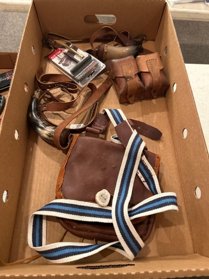 Box of leather sporting pouches, thunder cloud T-Handle ram rod extension, 2 powder horns