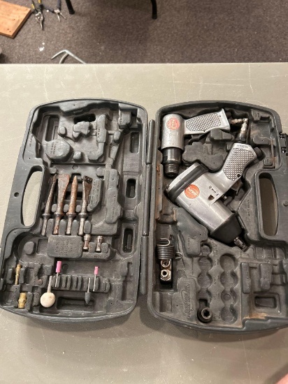 Devilbiss Air Power Company 1/2" Impact wrench and air hammer kit