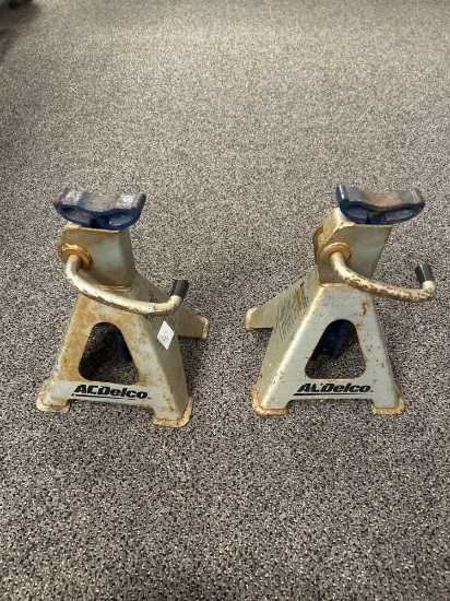 2 AC Delco 2 ton jack stands