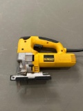 Dewalt corded variable speed Jig Saw, assorted blades, case