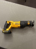 Dewalt cordless reciprocating saw, battery included
