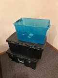 Plastic storage totes