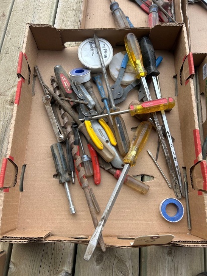 HAND TOOL ASSORTMENT