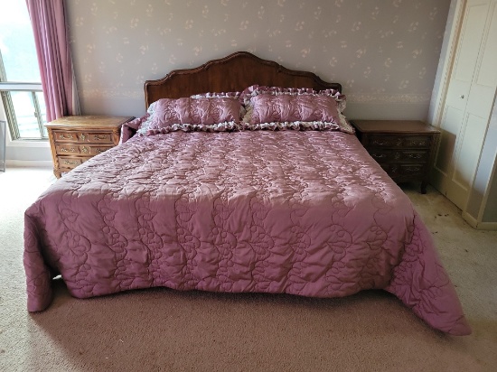 Henredon Furniture 4 piece King bedroom set.