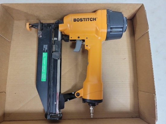 Bostitch pneumatic finish nailer