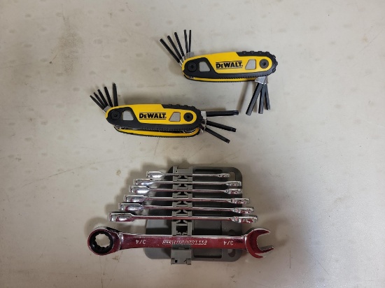 DeWalt Allen wrenches, star bit wrenches and open ratchet