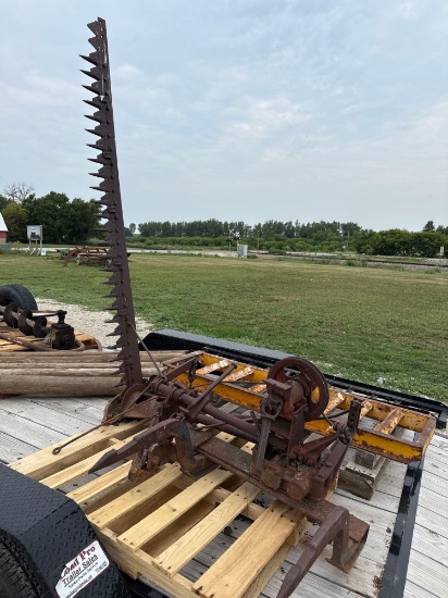 2 pt. Hitch Sickle Mower w/7' Bar