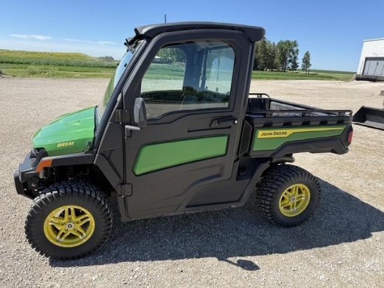 2025 John Deere 845M Gator w/Full HVAC, Cab, Rear Hitch, Electric Dump Box
