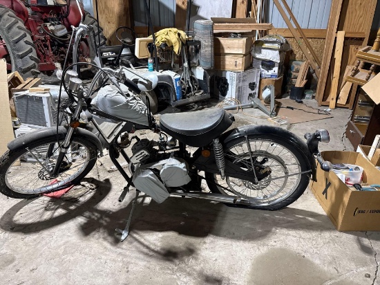 Whizzer MotorBike - New Reproduction