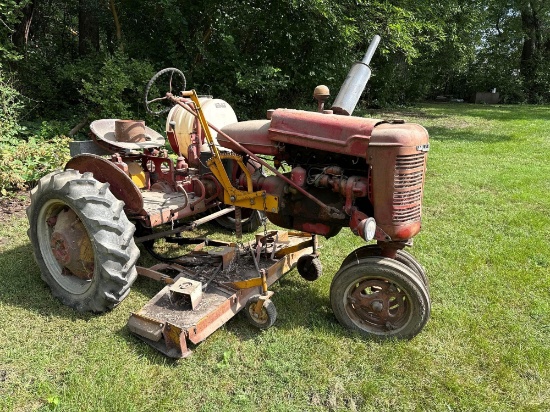 IH Farmall B Tractor w/Woods 59" Belly mower