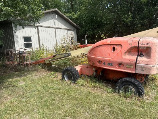 400S JLG Lift Gas/Propane, 40' lift, 1000 lb. capacity, SN 0300062786 - Non Running