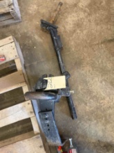 PINTLE HOOK AND RECEIVER MOUNT ASSEMBLY
