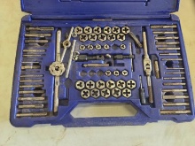 IRWIN TAP and DIE SET