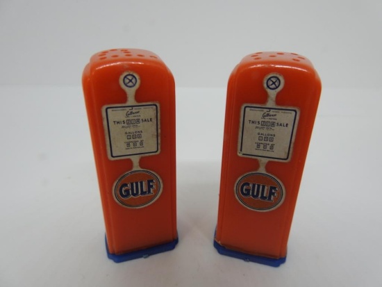 Gulf Gas Pump Shakers