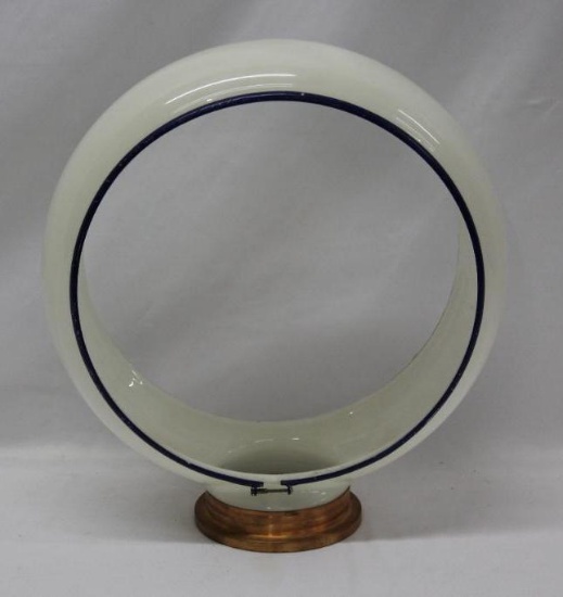 Screwbase Gill Gas Pump Globe Body