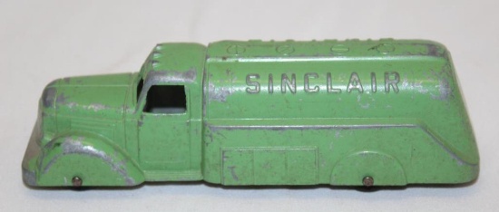 Sinclair Oil Tanker Truck Advertising Tootsie Toy