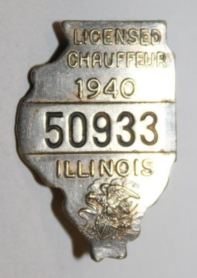 1940 Illinois Registered Chauffeur Pin Badge