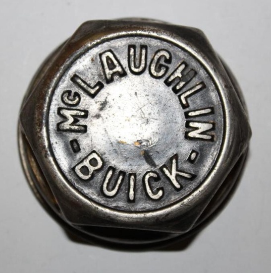 McLaughlin Buick Motor Car Co Threaded Hubcap