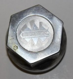 International Trucks Threaded Hubcap