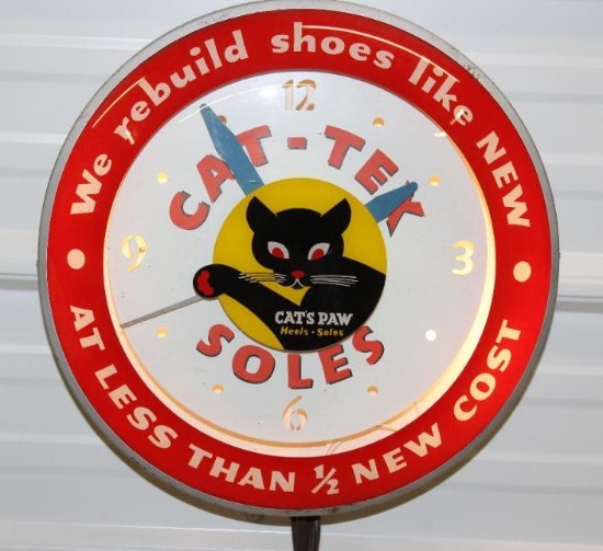 1947 Pre Double Bubble Cat's Paw Heels and Soles Advertising Clock