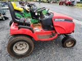 Snapper YT400 Tractor (doesn't run)