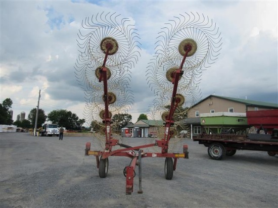 H&S V12 Wheel Rake