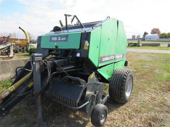 Deutz RB320 Round Baler