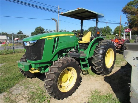 JD 5085E Tractor 4WD w/ 2 post Canopy 4292 hrs