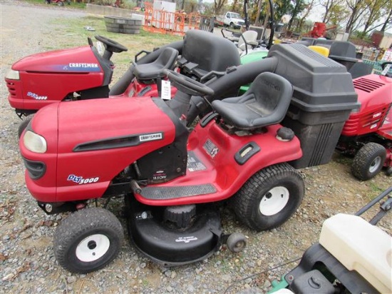 Craftsman 3000 L&G Tractor w/Bagger (runs)