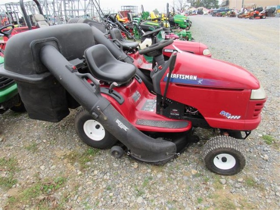 Craftsman 4000 L&G Tractor w/Bagger (runs)