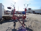 MF 1617 4-Star Hay Tedder, Pull Type