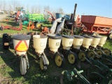 JD 8R 71 Corn Planter