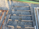 4' Gate