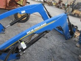 NH 645 Loader (damaged)